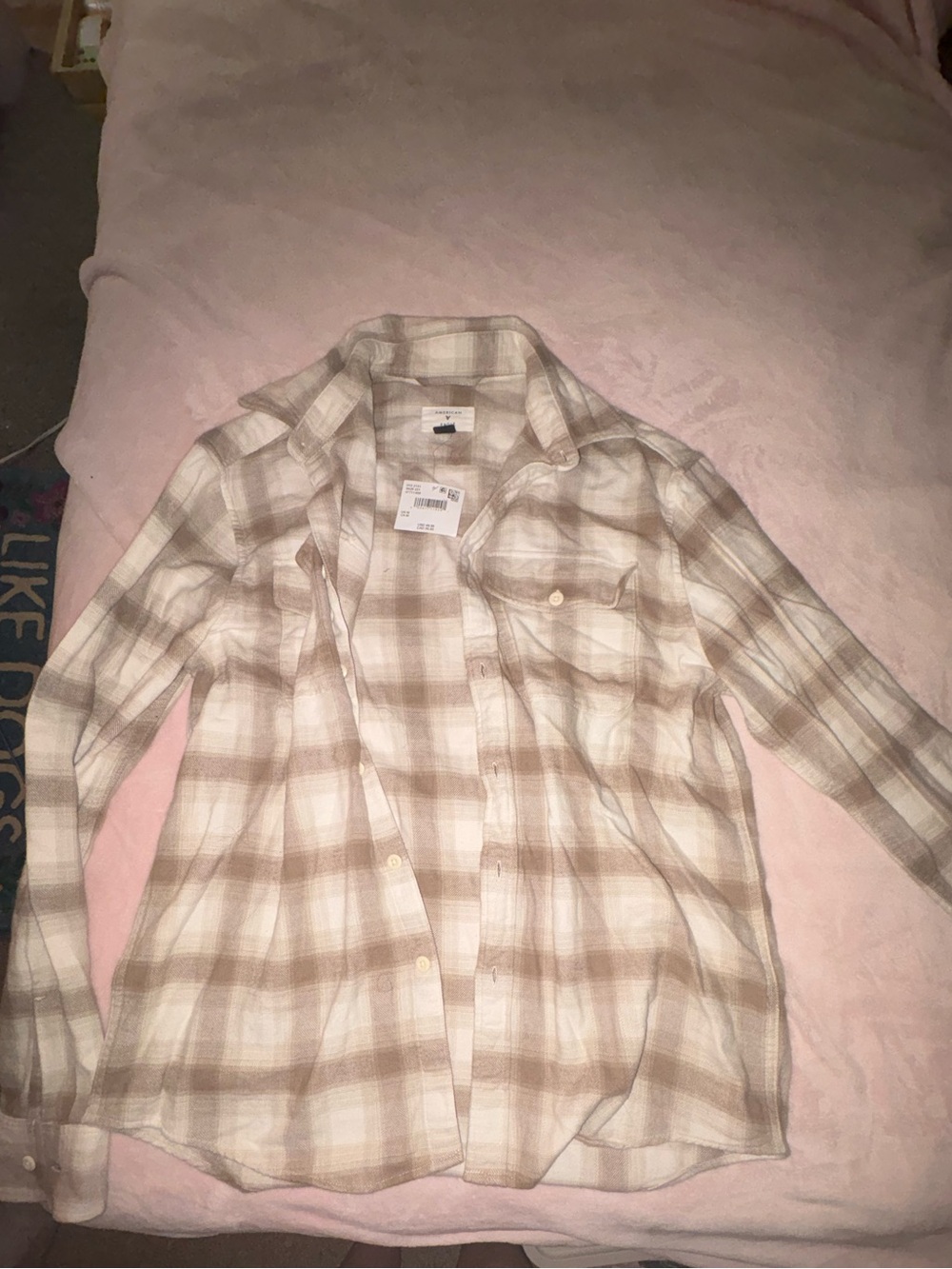 American Eagle Outfitters Plaid Button-Down Shirt in Cream and Tan